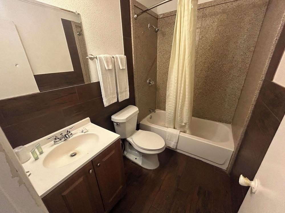 Quest Inn photo 36