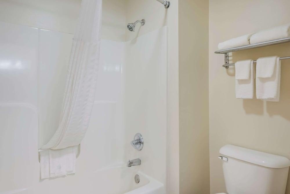 Quality Inn Edgerton photo 25