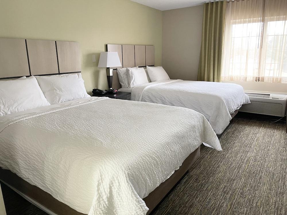 Candlewood Suites Airport by IHG photo 12