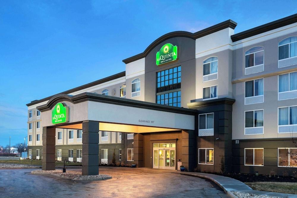 La Quinta Inn & Suites by Wyndham Omaha Airport Downtown photo 28