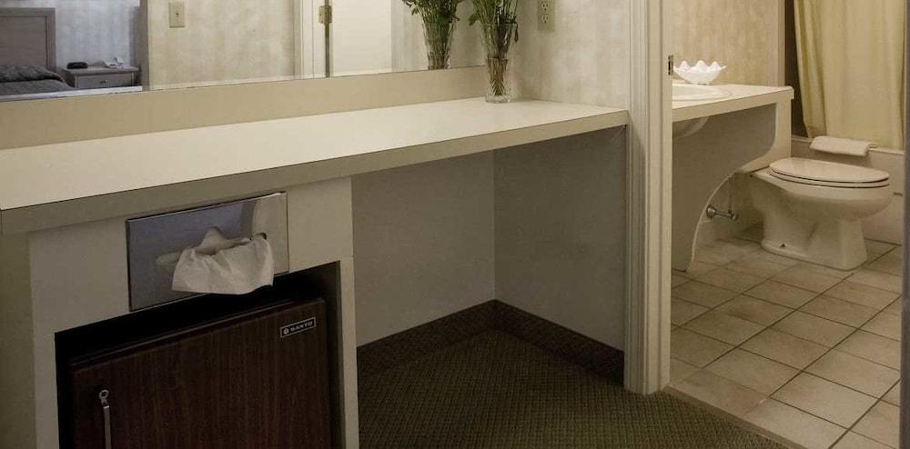 Winnapaug Inn photo 16