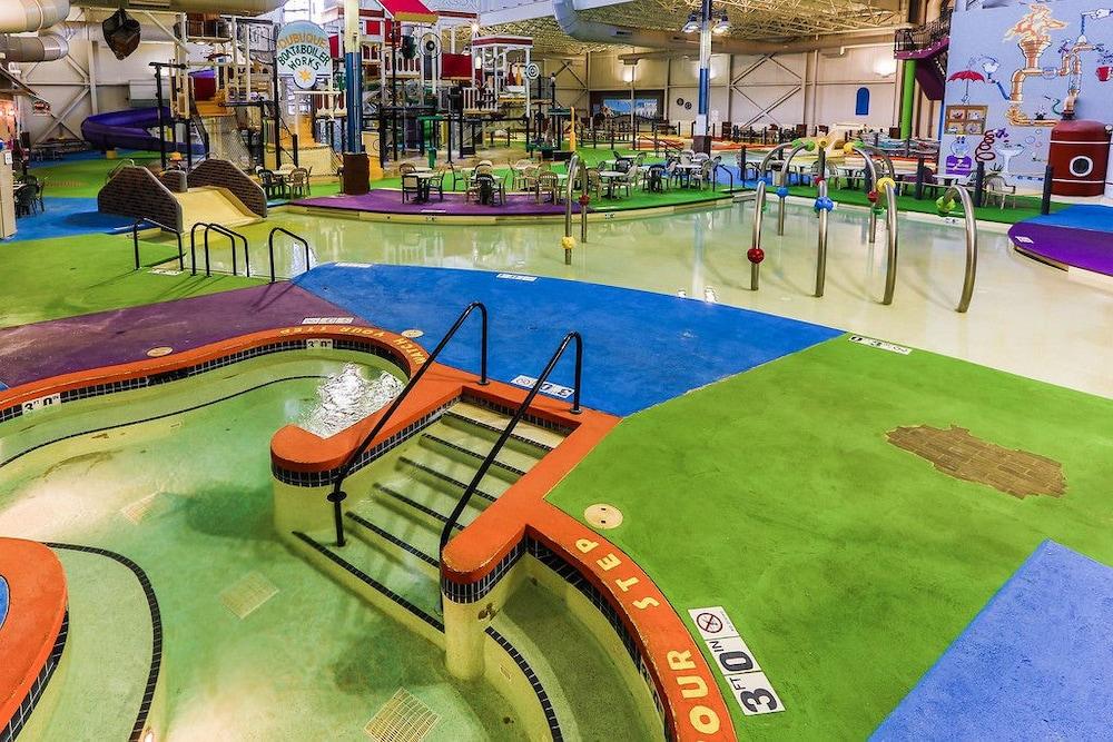 Grand Harbor Resort and Waterpark photo 30