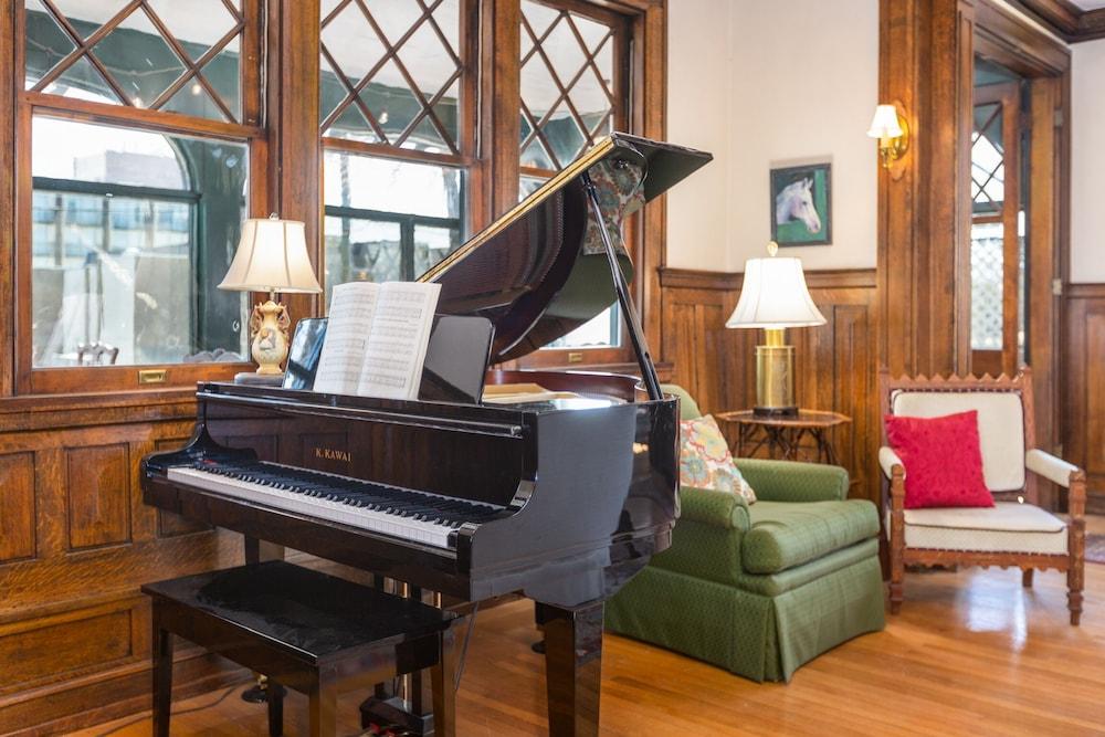 The Shaffner Inn photo 57