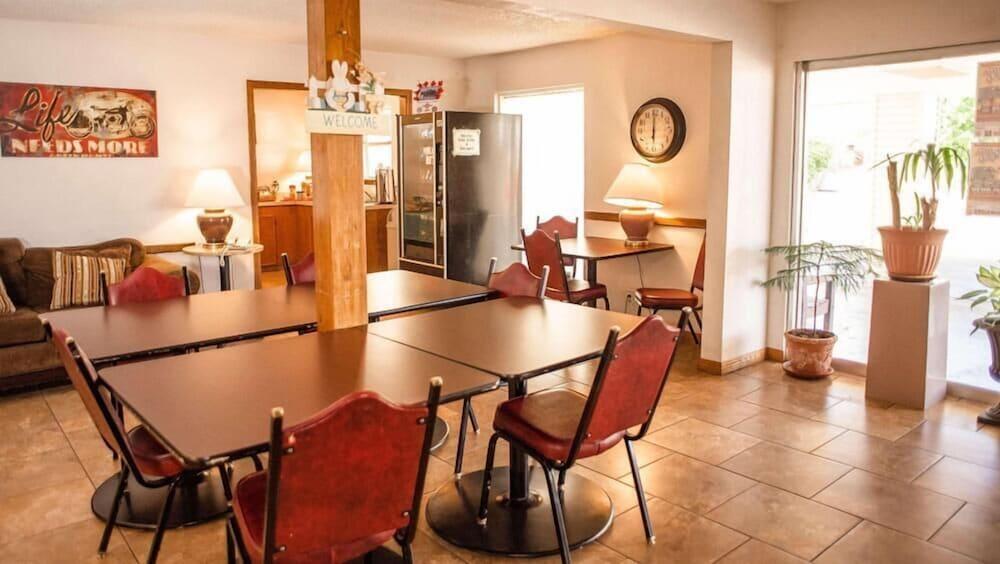Wayfarer Inn Woodward photo 2