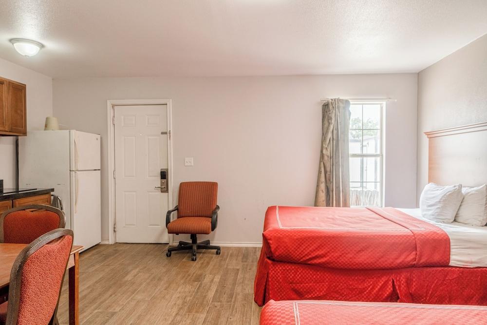 OYO Budget Inn Falfurrias Hwy 281 photo 62