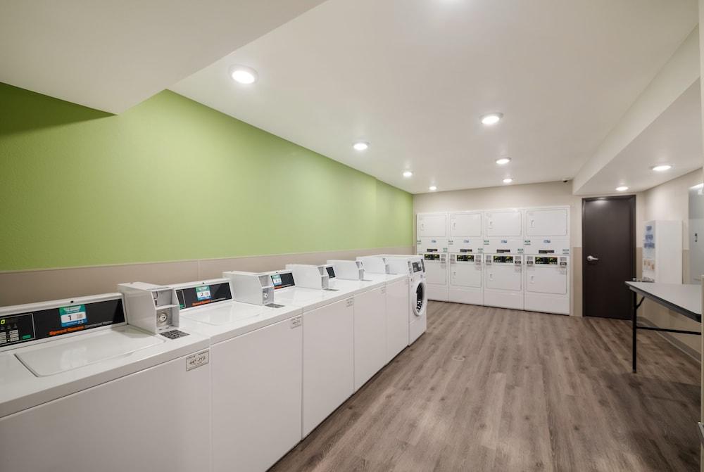 Woodspring Suites Austin Central photo 20
