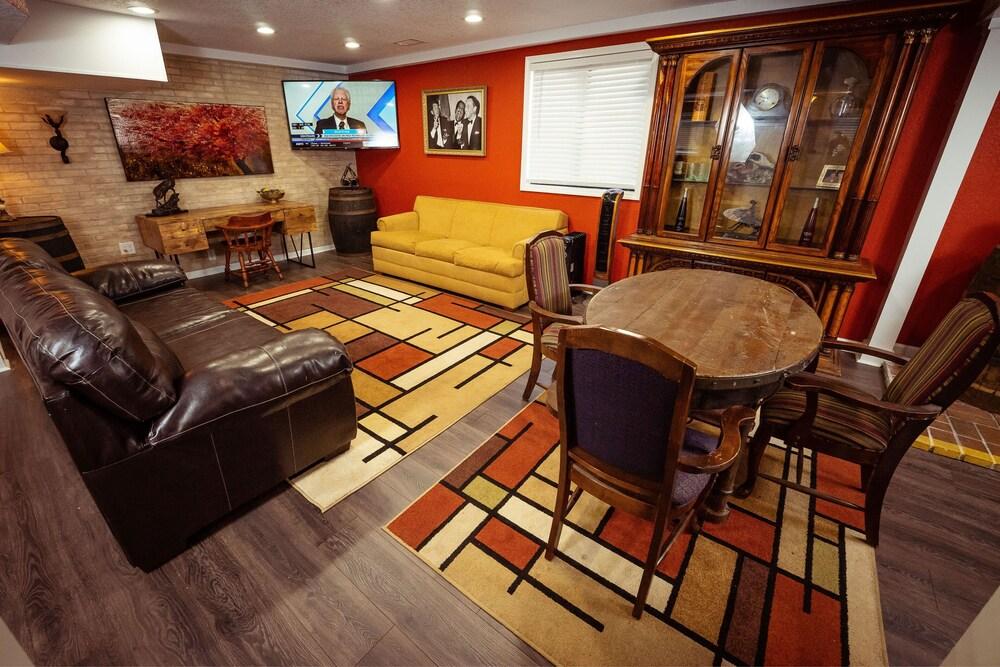 Branson King Resort and Suites photo 25