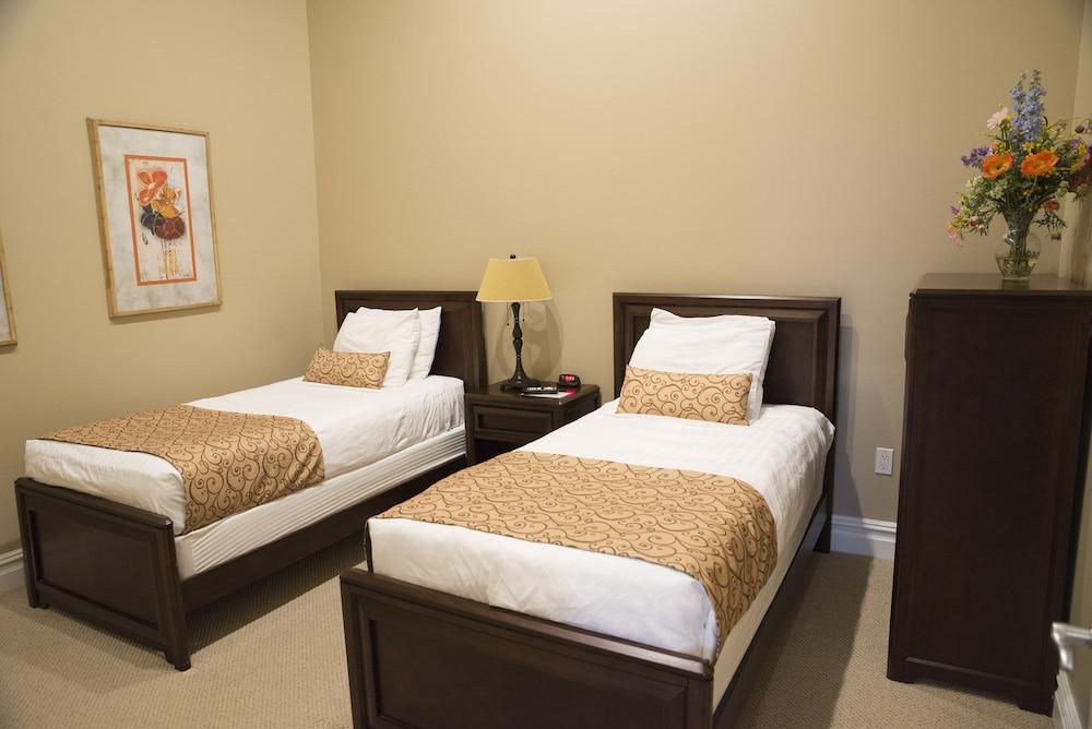 Riverwalk Place Resort & Spa photo 35