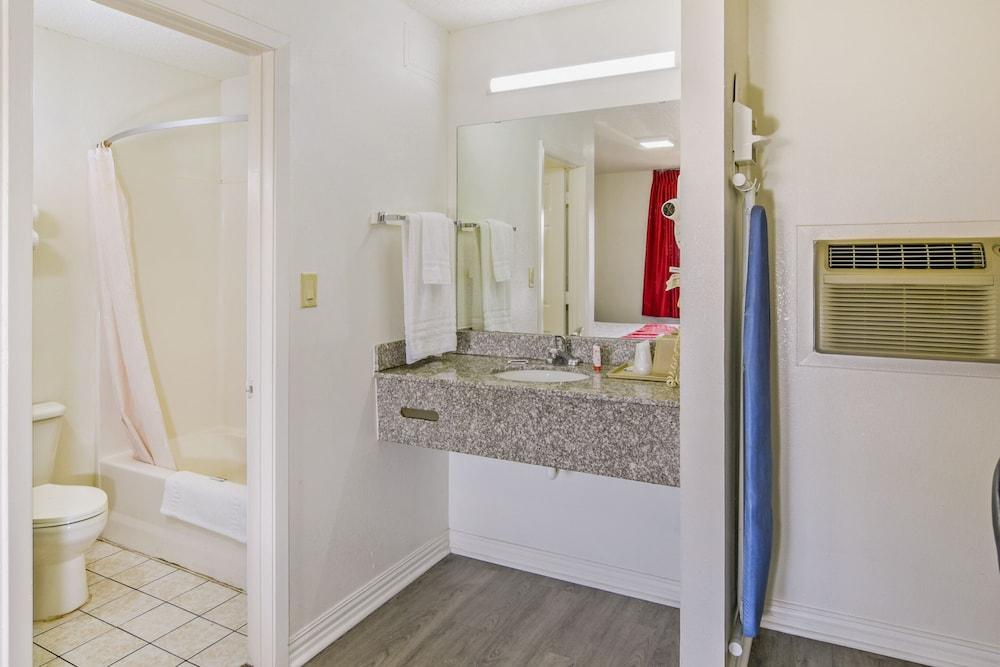 OYO Hotel Killeen photo 10