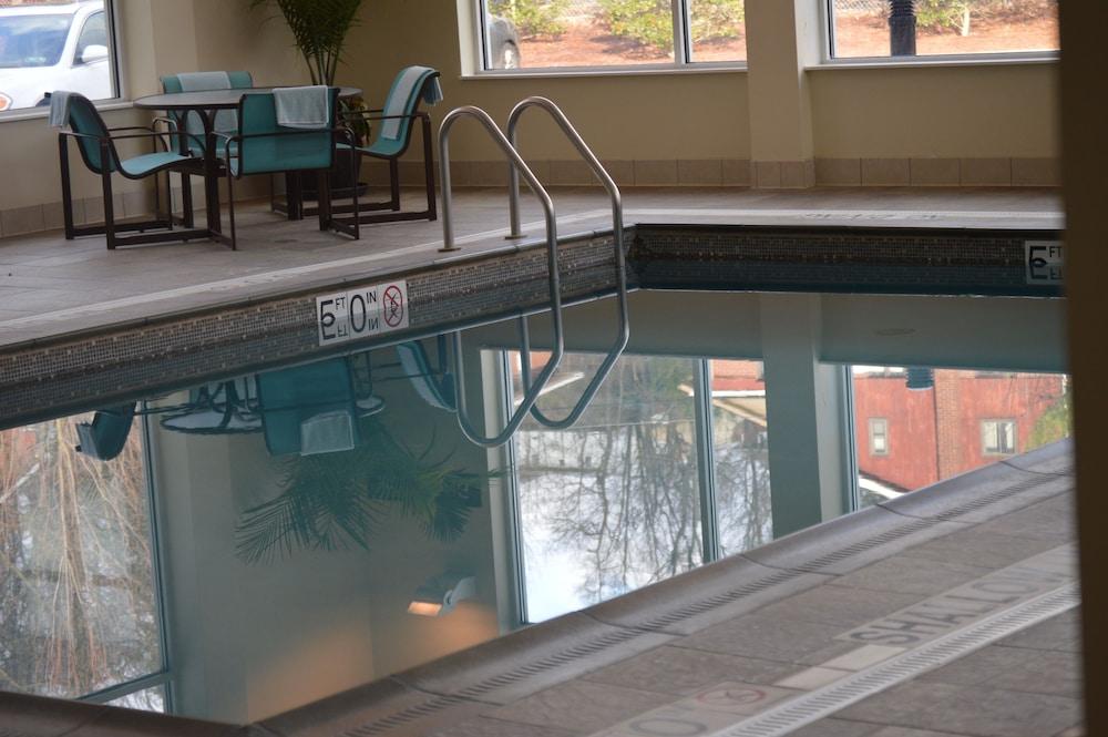 Residence Inn by Marriott Pittsburgh Monroeville/Wilkins photo 6