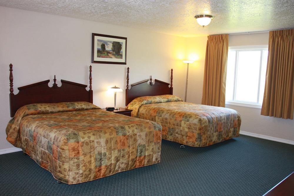 Western Royal Inn photo 14