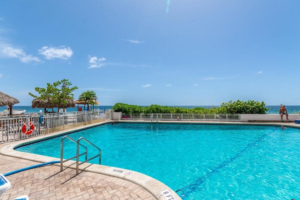 Ocean Manor Rentals photo 6