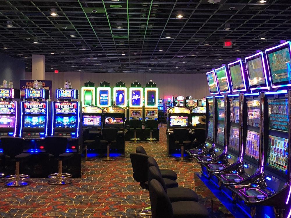 Vernon Downs Casino and Hotel photo 10