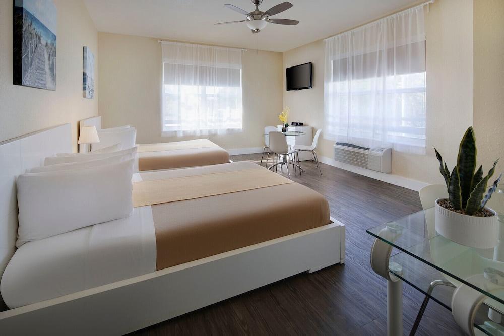 Ocean Five Hotel photo 9