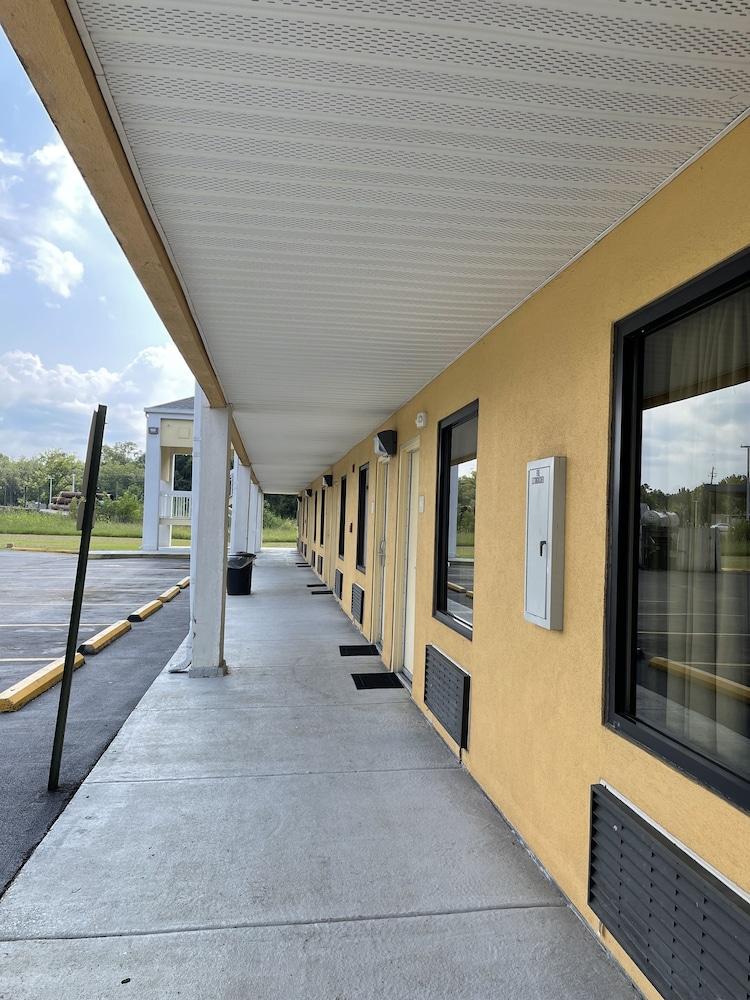 Westen Motel photo 3