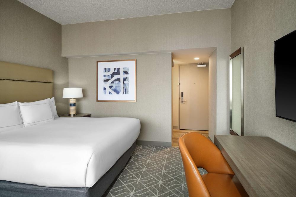 Hilton Richardson Dallas photo 22
