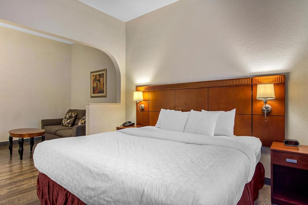 Spark by Hilton Duluth photo 20