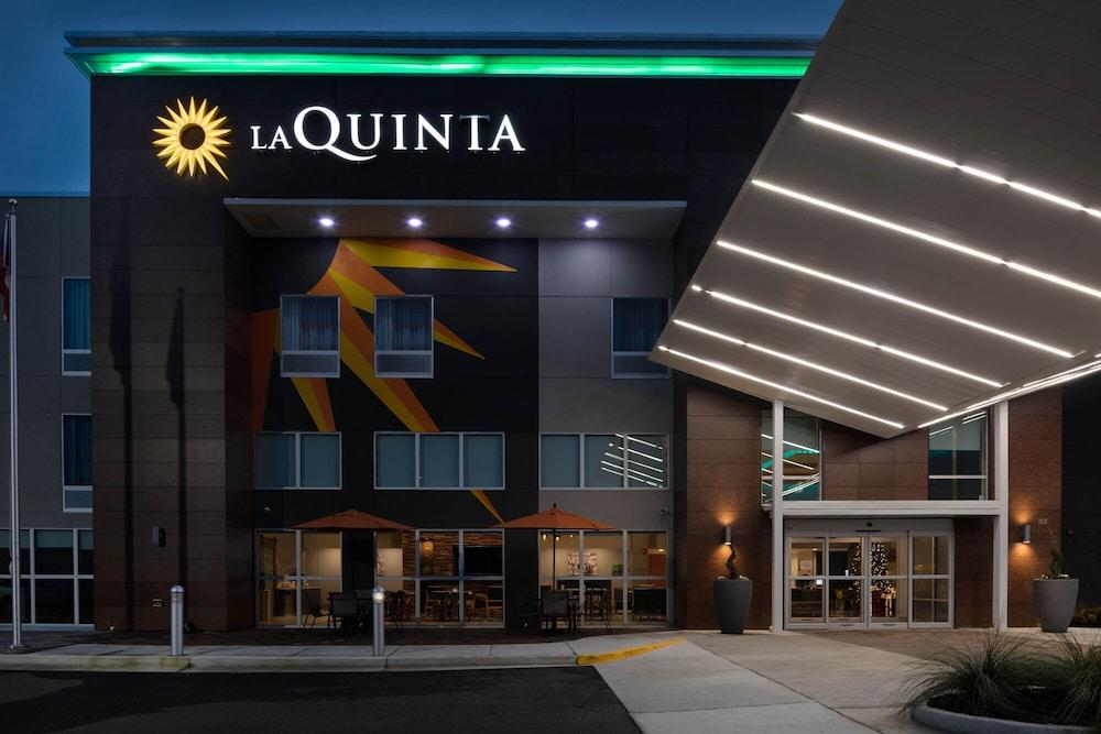 La Quinta Inn & Suites by Wyndham Perry photo 22