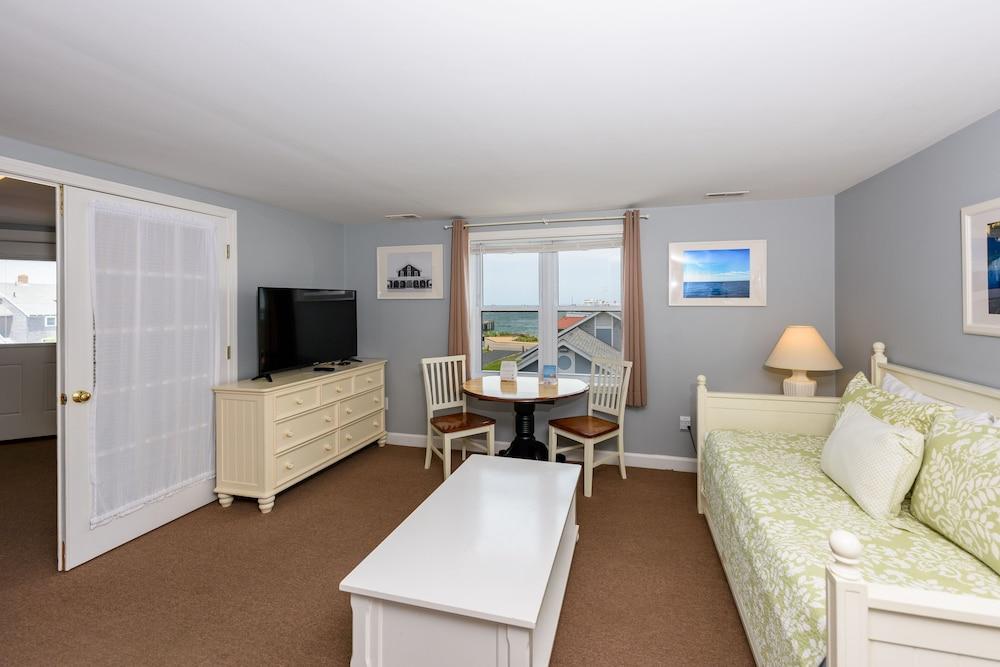 MV Surfside Hotel photo 6