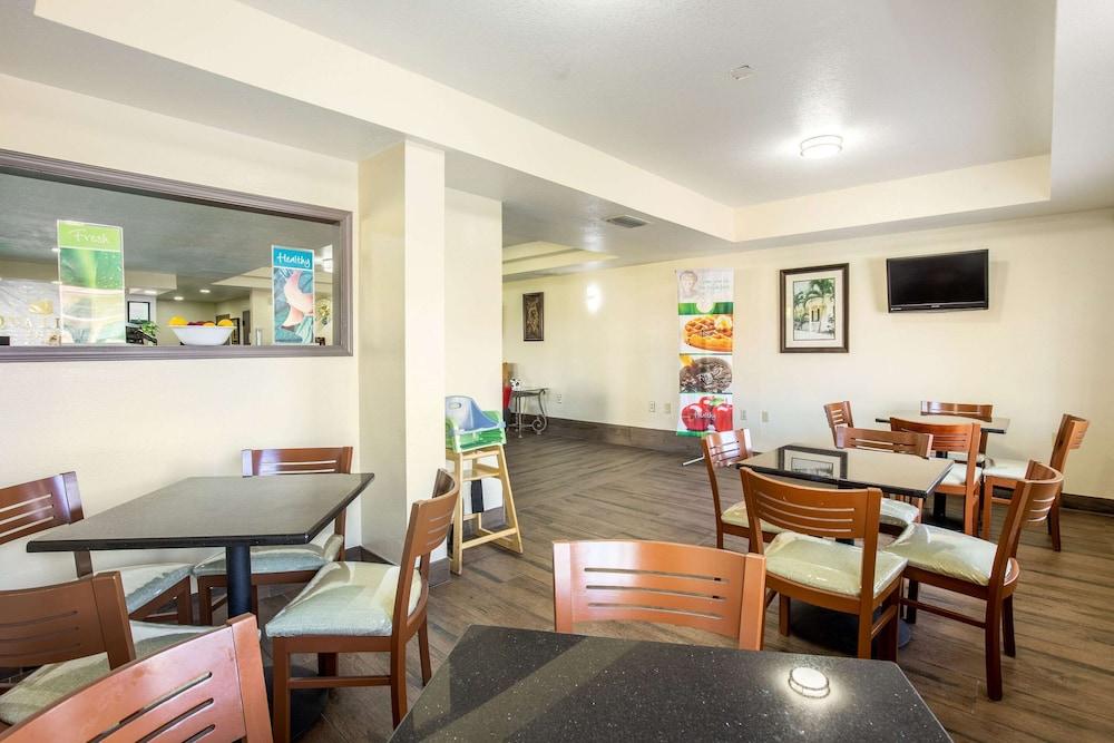 Quality Inn Mobile West Tillmans Corner photo 38