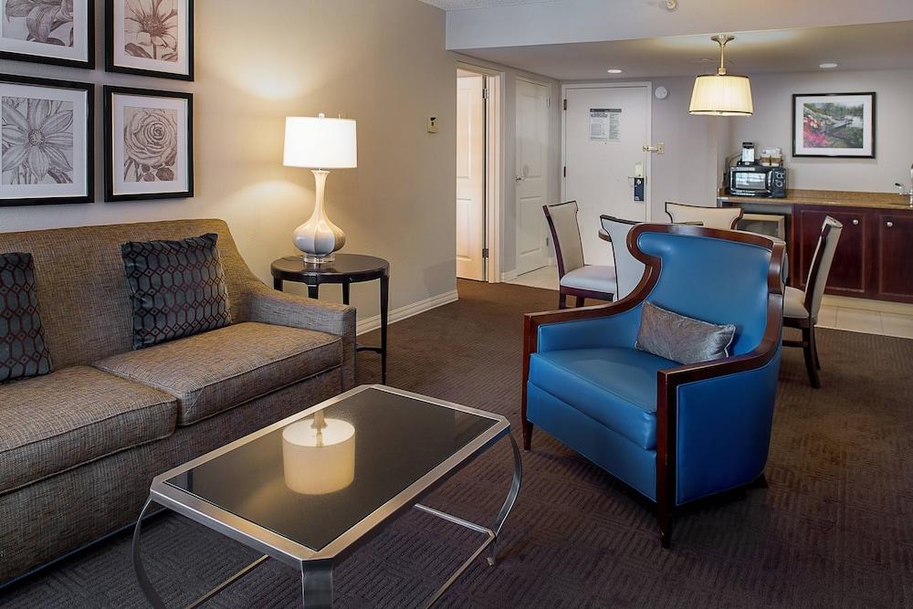Sheraton Westport Chalet Hotel St. Louis photo 36