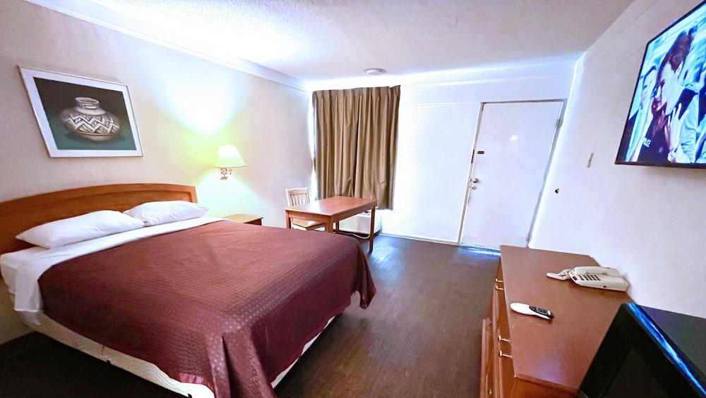 Thunderbird Motel Hillsboro photo 11