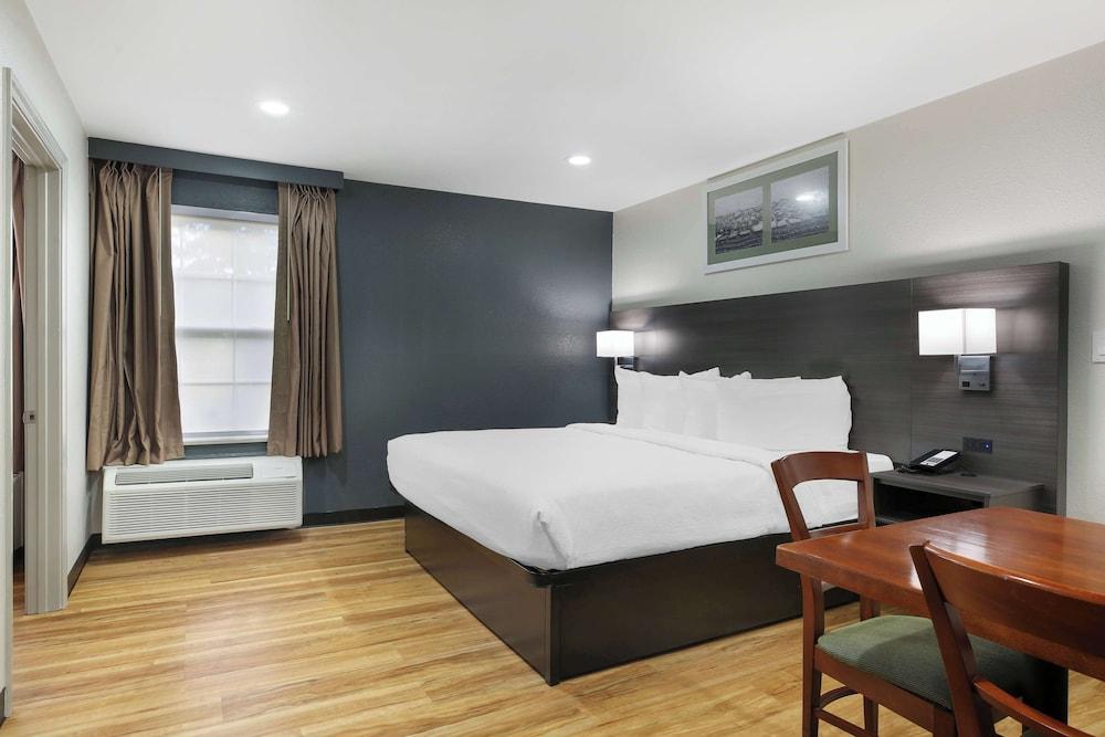 Best Western Mystic Hotel photo 5