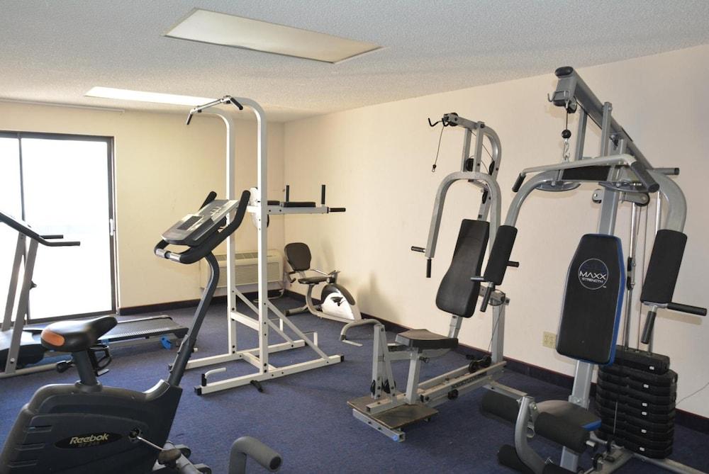OK Hotel photo 39