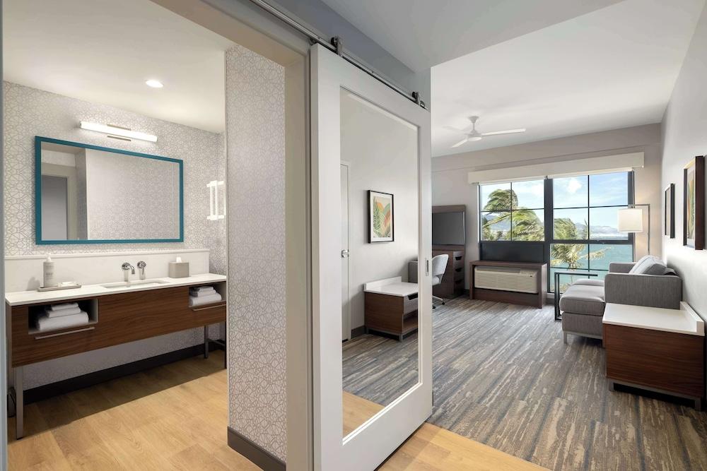 Hampton Inn & Suites Maui North Shore photo 16