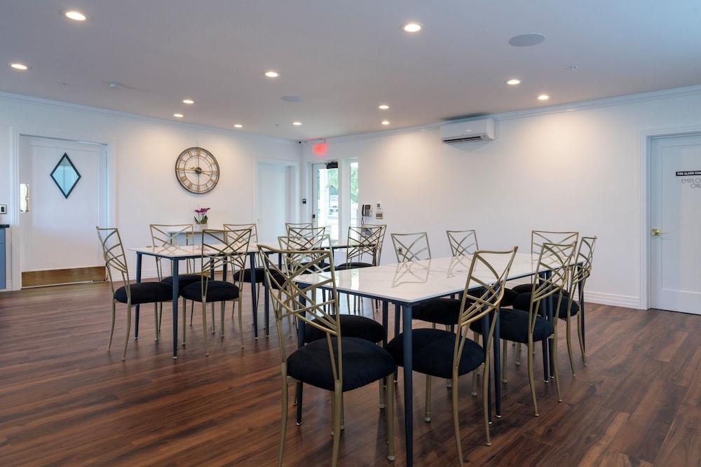 Rhapsody in View Boutique Hotel photo 50