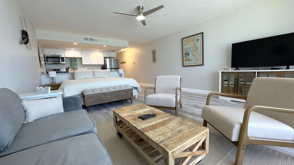 Casa Playa Beach Resort photo 63