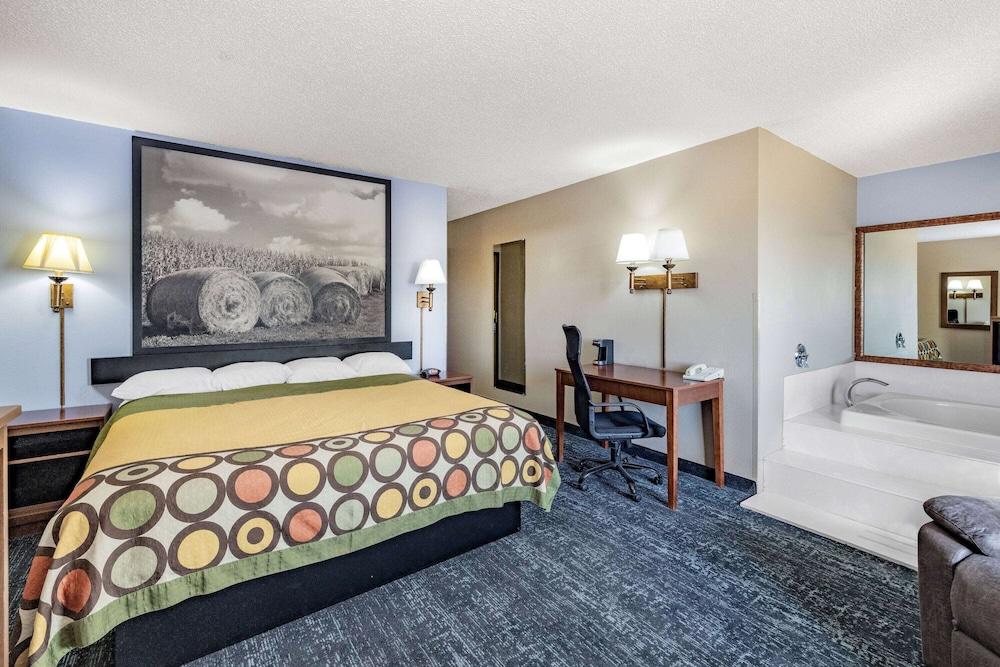 Super 8 by Wyndham Valentine NE photo 21