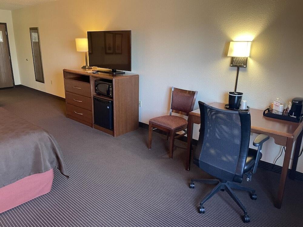 AmericInn by Wyndham Minocqua photo 54