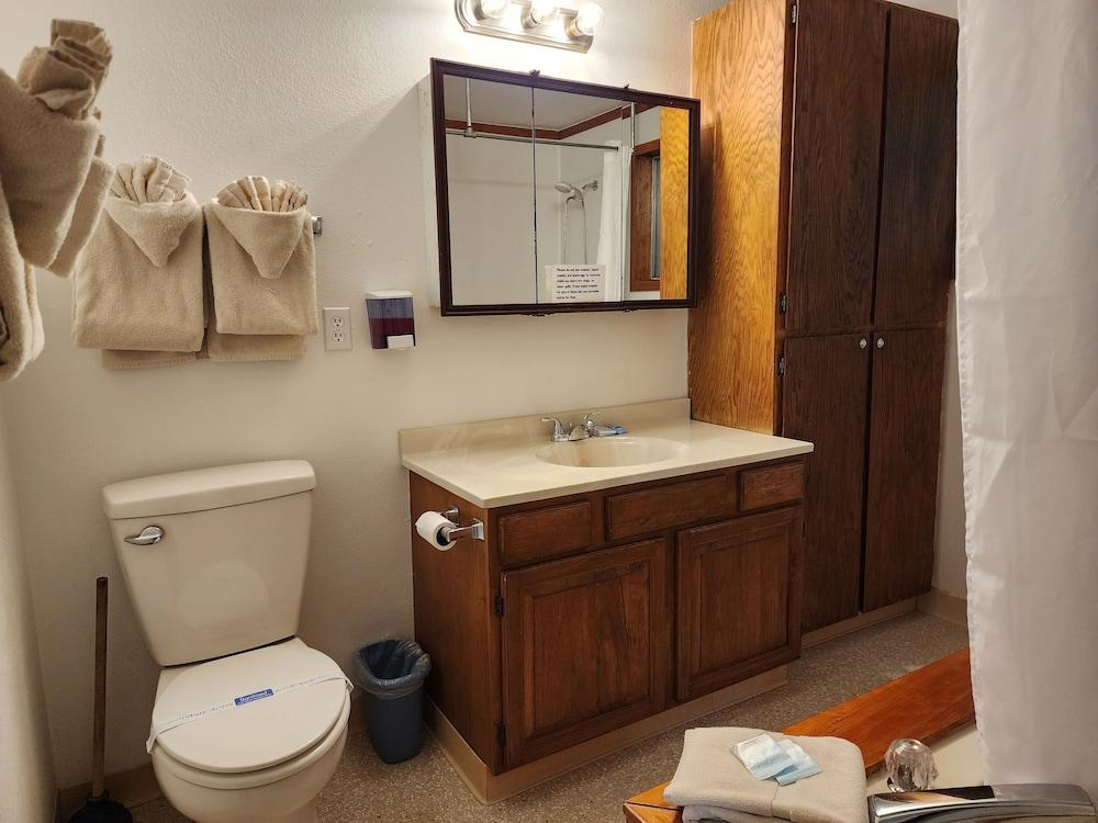 Plainview Motel & RV Park photo 30