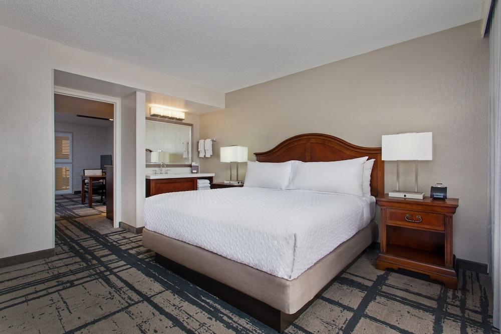 Embassy Suites by Hilton Orlando International Dr Conv Ctr photo 11