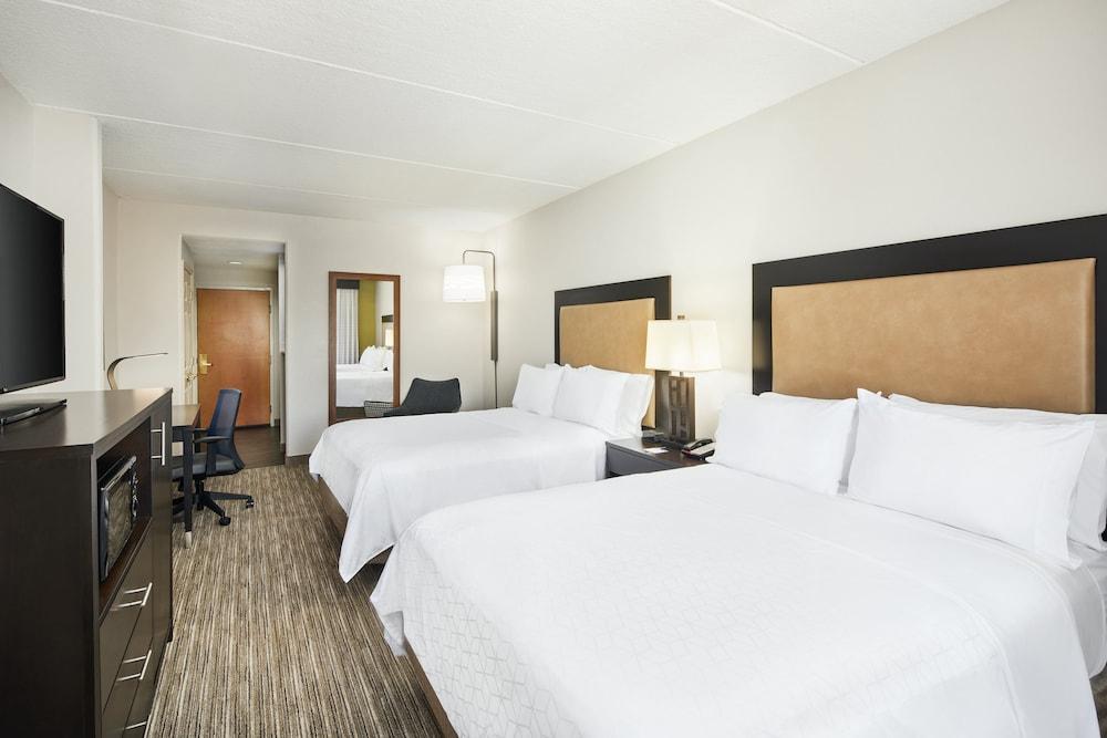 Holiday Inn Express & Suites Jacksonville SE- Med Ctr Area by IHG photo 15