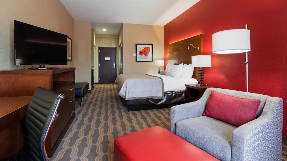 Best Western Plus Fairview Inn & Suites photo 2