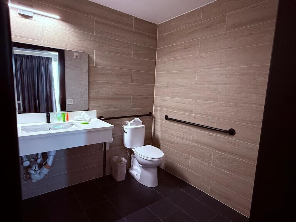 BKWAY Hotel Brooklyn photo 11