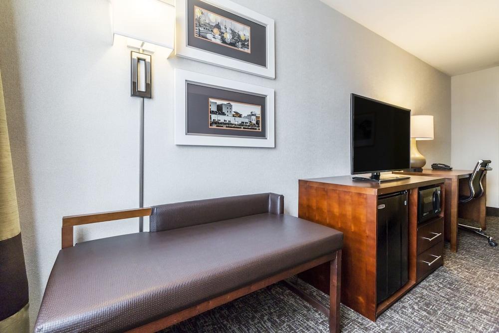 Comfort Inn Eureka photo 6