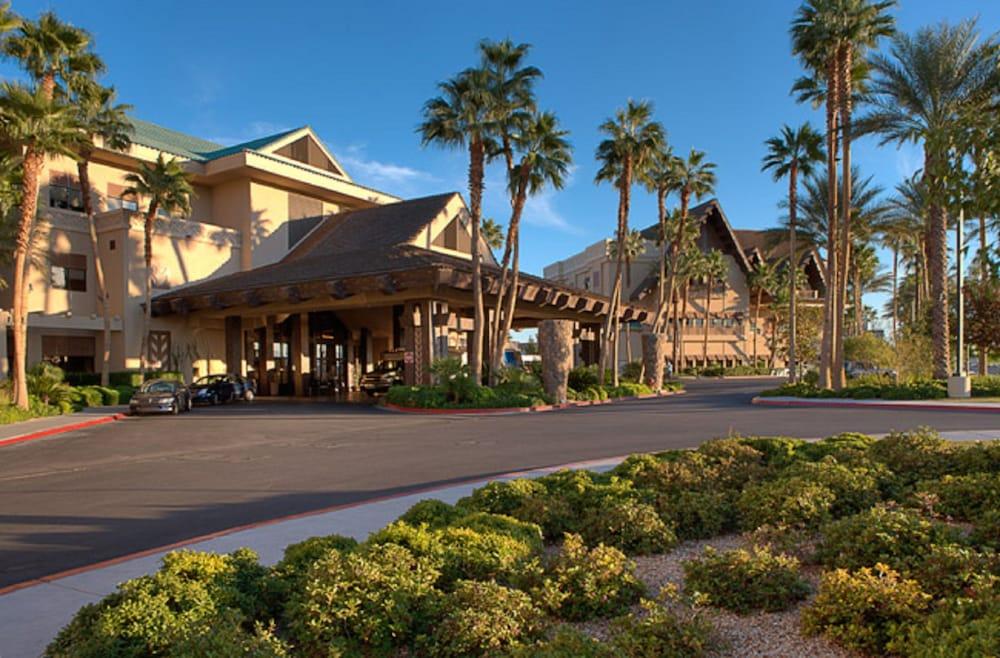 Tahiti Village Resort & Spa photo 1