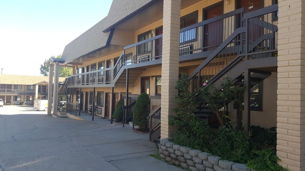 KC Motel photo 23