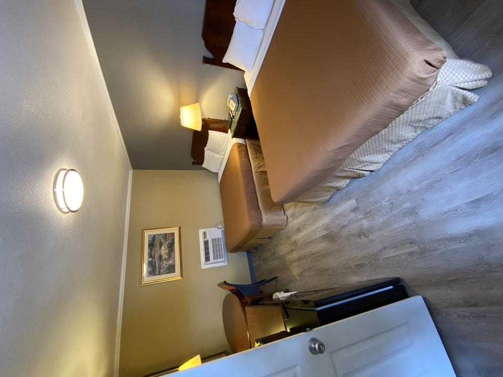 Travel Inn photo 15