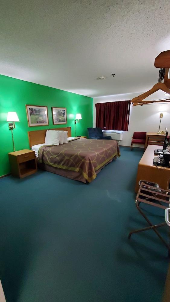 St Paul Inn photo 11