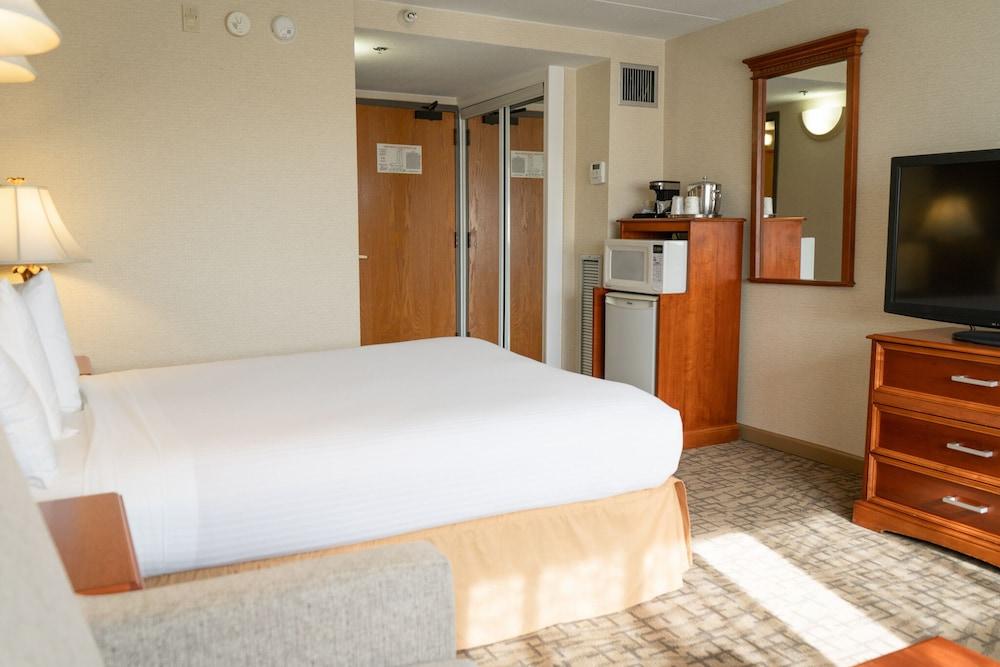 Best Western Plus Downtown Tacoma photo 28