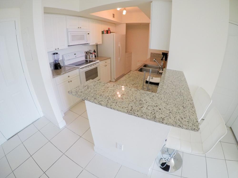 Intracostal Sunny Isles photo 24