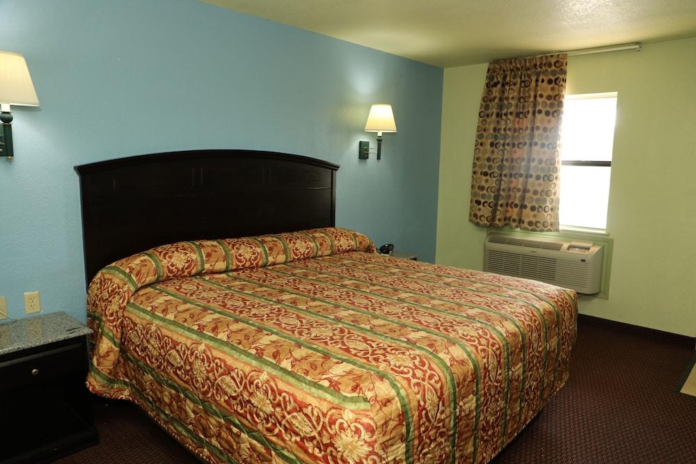 Budget Inn photo 16