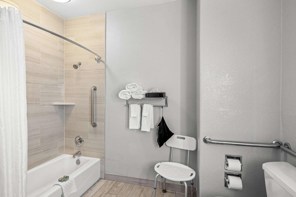 Best Western Palace Inn & Suites photo 25