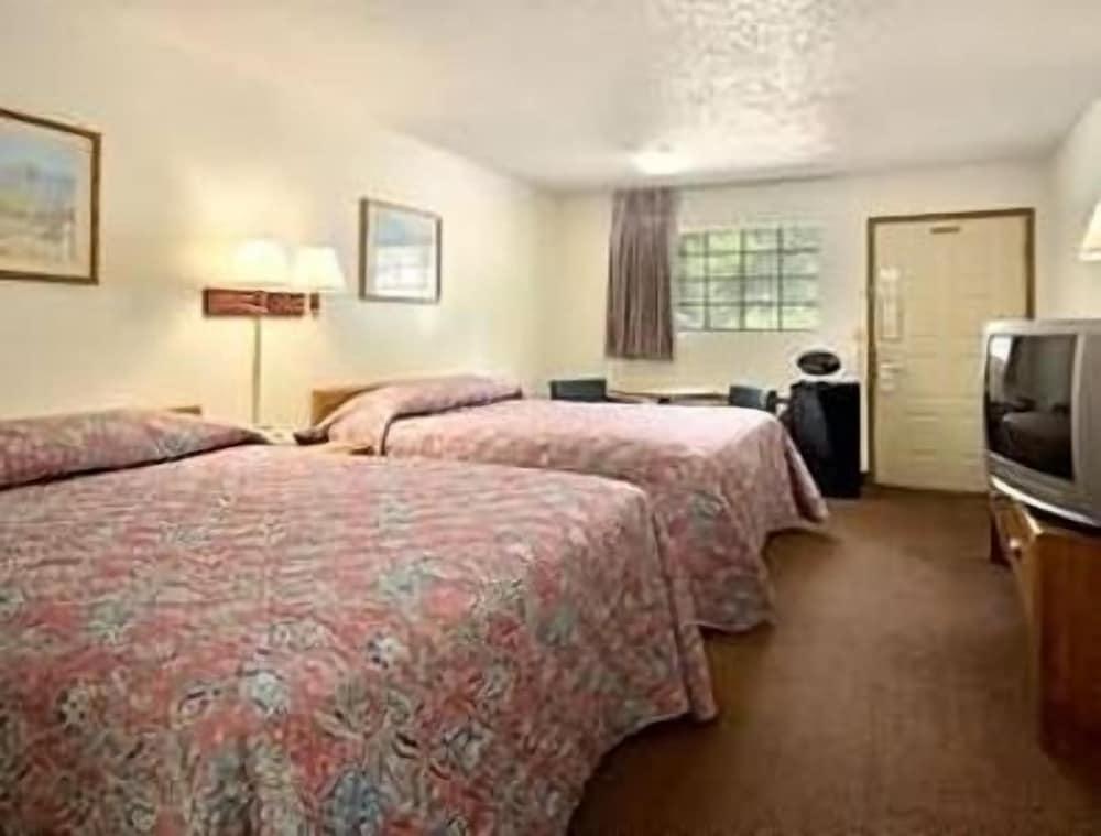 Country Side Inn photo 3