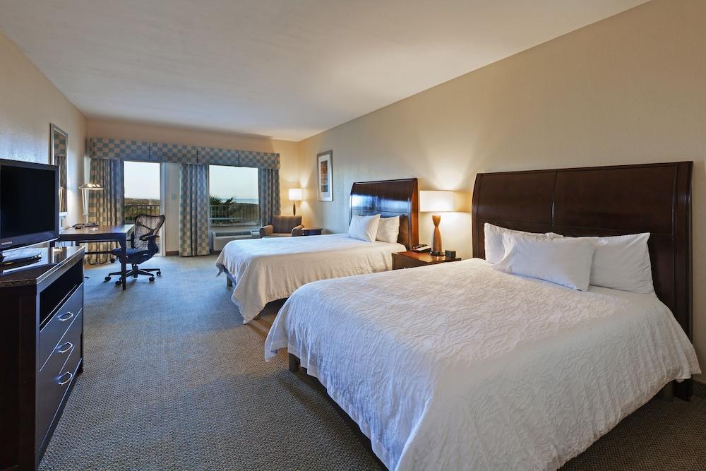 Hilton Garden Inn South Padre Island Beachfront photo 7