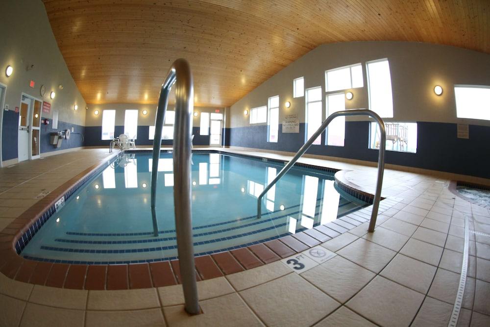 GrandStay Hotel & Suites Perham photo 29